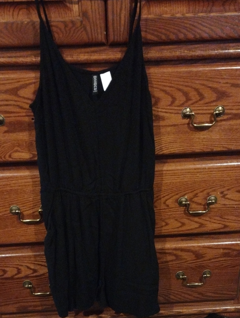 H&M Divided Black Sleeveless V-Neck Romper.Size 8 Excellent Condition.